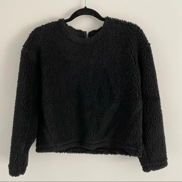 lululemon athletica Sweaters - 🆕 Lululemon Wool Whenever Crew